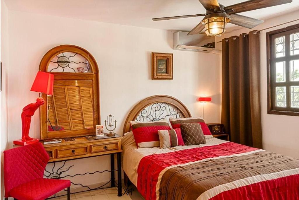 Bed and Breakfast Casa Blanca Boutique & Organic Канкун Экстерьер фото